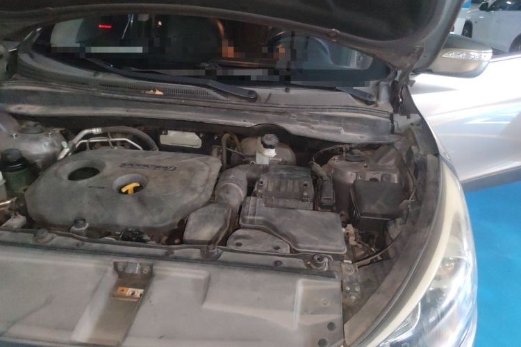 Used Hyundai ix35 2015 2.0L Automatic 2WD Smart Type China IV Engine Bay Left