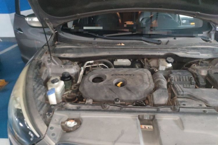Used Hyundai ix35 2015 2.0L Automatic 2WD Smart Type China IV Engine Bay Right