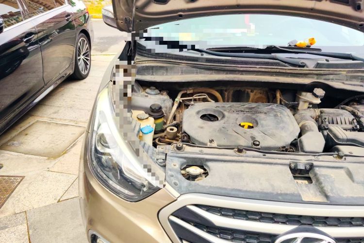 Used Hyundai ix35 2015 2.0L Automatic 2WD Comfort Edition China IV Standard Engine Bay Right