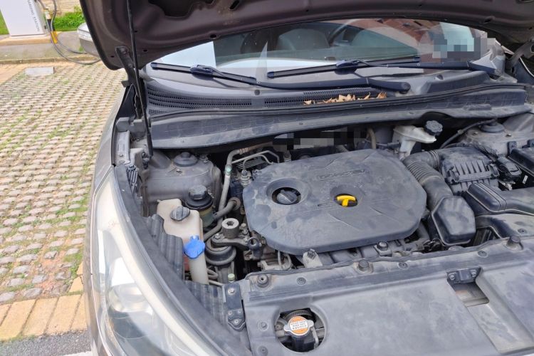 Used Hyundai ix35 2015 2.0L Automatic 2WD Comfort Edition China V Standard Engine Bay Right