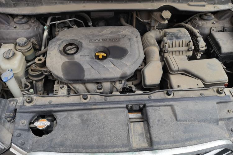 Used Hyundai ix35 2015 2.0L Automatic 2WD Comfort Edition China IV Standard Engine Bay