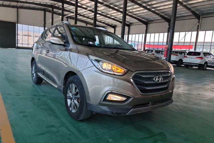 Used Hyundai ix35 2015 2.0L Automatic 2WD Comfort Edition China V Standard Exterior 1