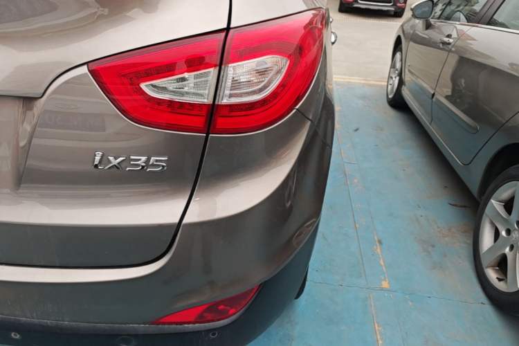 Used Hyundai ix35 2015 2.0L Automatic 2WD Smart Type China IV Exterior 3