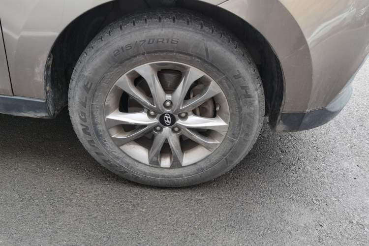 Used Hyundai ix35 2015 2.0L Automatic 2WD Comfort Edition China IV Standard Exterior 7