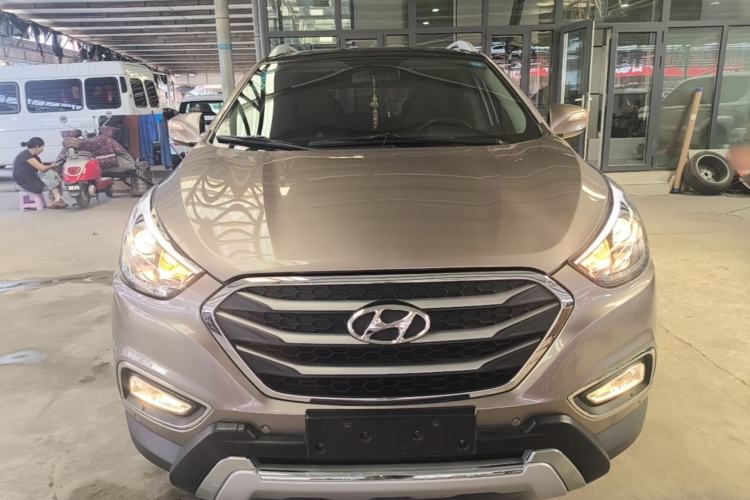 Used Hyundai ix35 2015 2.0L Automatic Two-Wheel Drive Leading Trim China V Standard Front