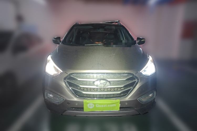Used Hyundai ix35 2015 2.0L Automatic Two-Wheel Drive Leading Trim China IV Standard Front