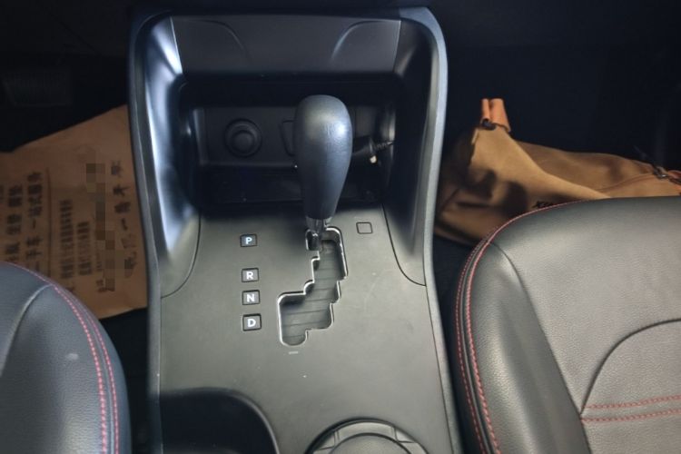 Used Hyundai ix35 2015 2.0L Automatic 2WD Comfort Edition China V Standard Gear Lever