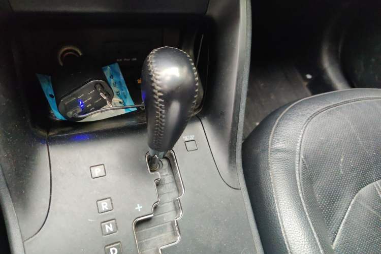 Used Hyundai ix35 2015 2.0L Automatic 2WD Smart Version China V Standard Gear Lever