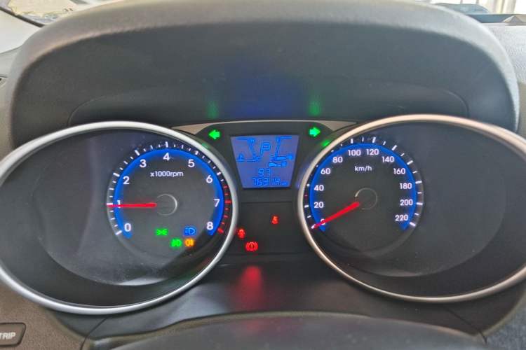 Used Hyundai ix35 2015 2.0L Automatic 2WD Comfort Edition China V Standard Instrument Cluster