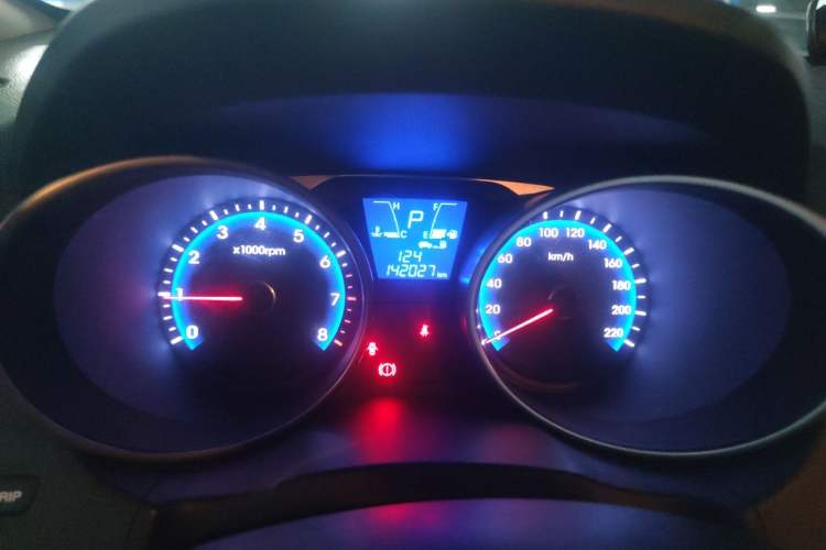 Used Hyundai ix35 2015 2.0L Automatic 2WD Smart Type China IV Instrument Cluster