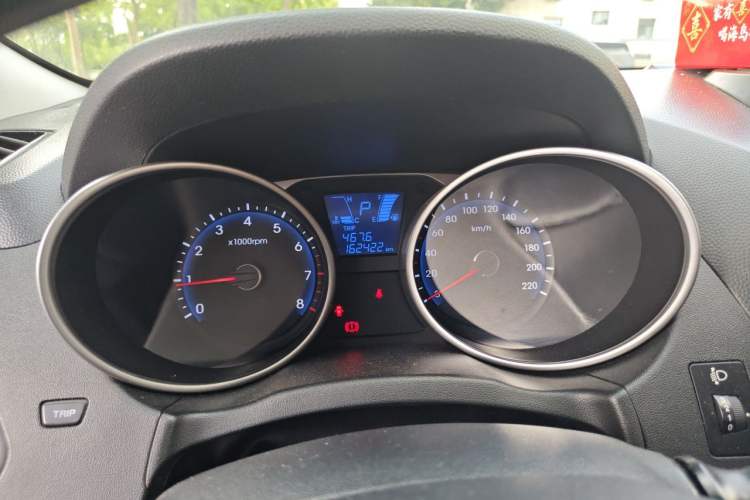 Used Hyundai ix35 2015 2.0L Automatic 2WD Smart Version China V Standard Instrument Cluster