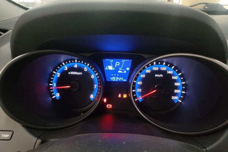 Used Hyundai ix35 2015 2.0L Automatic 2WD Smart Version China V Standard Instrument Cluster