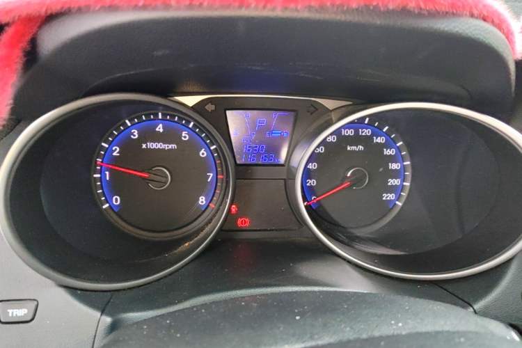 Used Hyundai ix35 2015 2.0L Automatic 2WD Smart Type China IV Instrument Cluster