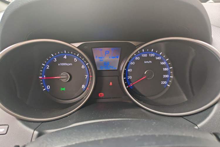 Used Hyundai ix35 2015 2.0L Automatic 2WD Smart Type China IV Instrument Cluster