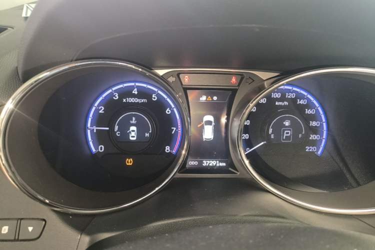 Used Hyundai ix35 2015 2.0L Automatic Two-Wheel Drive Leading Trim China V Standard Instrument Cluster