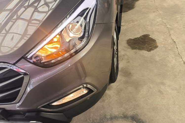 Used Hyundai ix35 2015 2.0L Automatic Two-Wheel Drive Leading Trim China V Standard Left Front Headlight