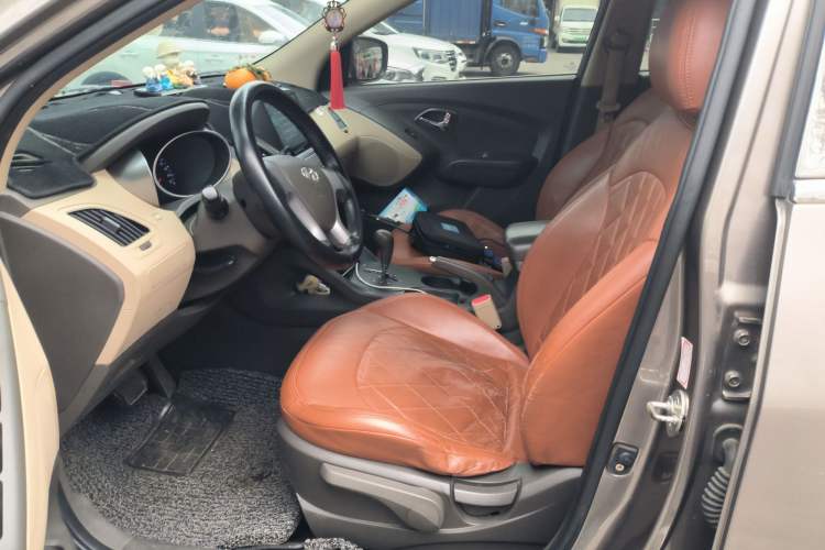 Used Hyundai ix35 2015 2.0L Automatic 2WD Comfort Edition China IV Standard Left Front Seat