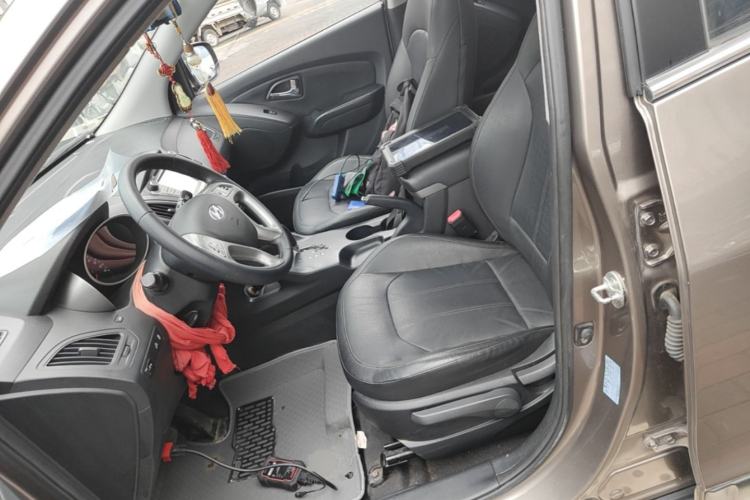 Used Hyundai ix35 2015 2.0L Automatic 2WD Smart Type China IV Left Front Seat