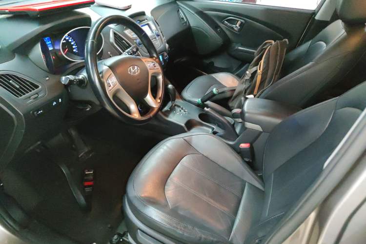 Used Hyundai ix35 2015 2.0L Automatic 2WD Smart Version China V Standard Left Front Seat