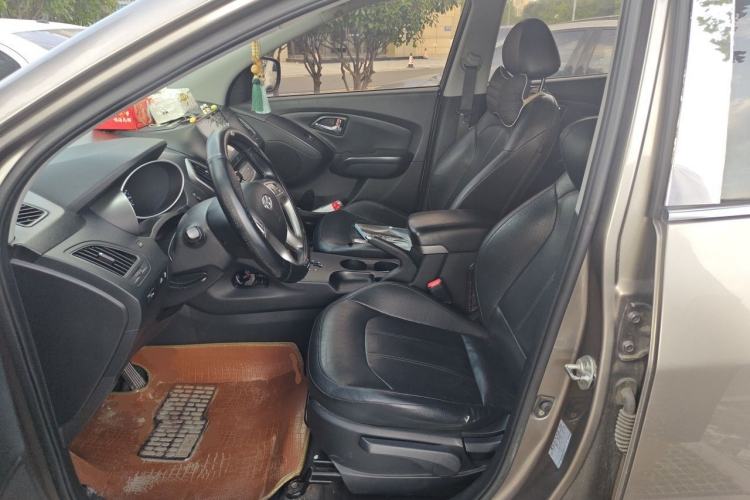 Used Hyundai ix35 2015 2.0L Automatic 2WD Smart Version China V Standard Left Front Seat