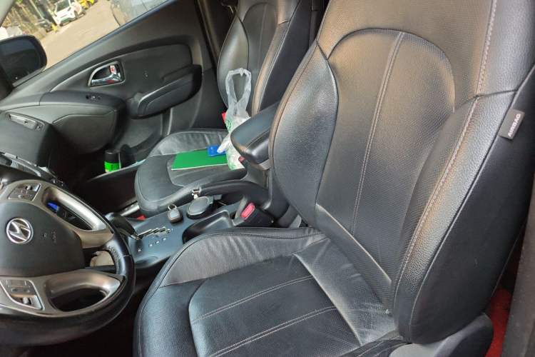 Used Hyundai ix35 2015 2.0L Automatic 2WD Smart Type China IV Left Front Seat