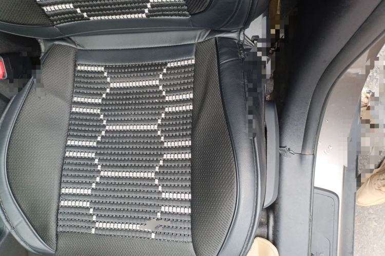 Used Hyundai ix35 2015 2.0L Automatic 2WD Comfort Edition China IV Standard Left Front Seat