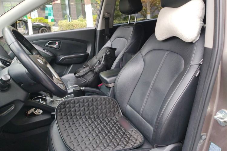 Used Hyundai ix35 2015 2.0L Automatic 2WD Smart Type China IV Left Front Seat