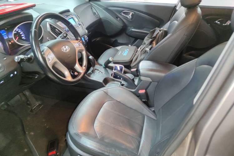 Used Hyundai ix35 2015 2.0L Automatic 2WD Smart Version China V Standard Left Front Seat