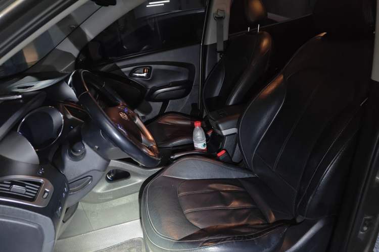 Used Hyundai ix35 2015 2.0L Automatic Two-Wheel Drive Leading Trim China IV Standard Left Front Seat