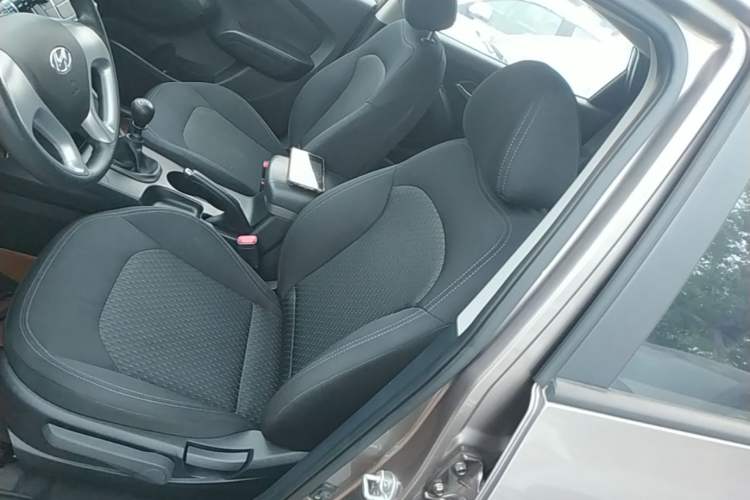 Used Hyundai ix35 2015 2.0L Manual Two-Wheel Drive Comfort Version China V Standard Left Front Seat