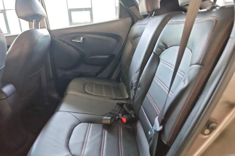 Used Hyundai ix35 2015 2.0L Automatic 2WD Comfort Edition China V Standard Left Rear Seat