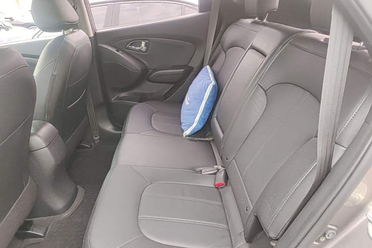 Used Hyundai ix35 2015 2.0L Automatic 2WD Smart Type China IV Left Rear Seat