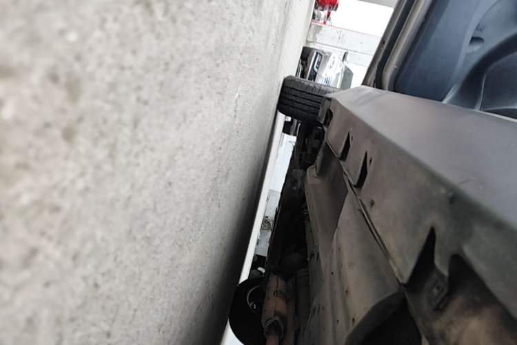 Used Hyundai ix35 2015 2.0L Automatic 2WD Smart Type China IV Left Side Sill