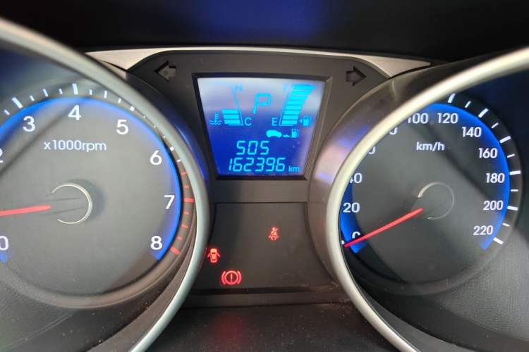 Used Hyundai ix35 2015 2.0L Automatic 2WD Comfort Edition China V Standard Odometer Close Up