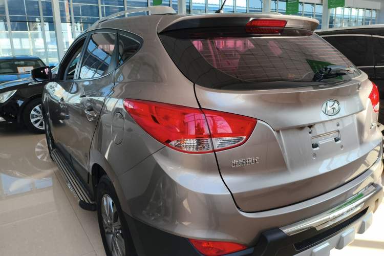 Used Hyundai ix35 2015 2.0L Automatic 2WD Comfort Edition China V Standard Rear Left 45 Deg