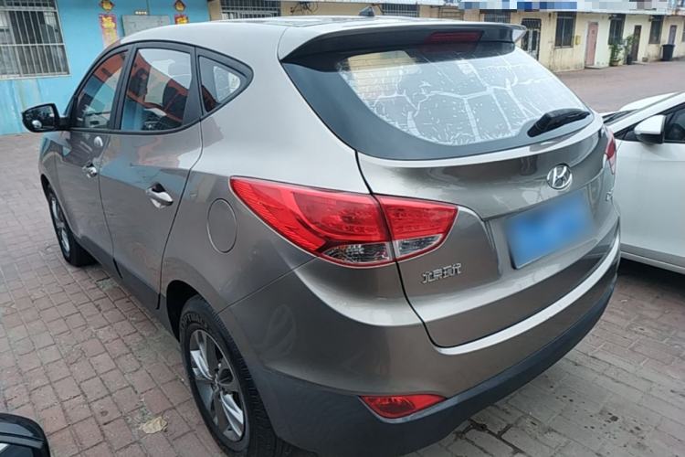 Used Hyundai ix35 2015 2.0L Manual Two-Wheel Drive Comfort Version China V Standard Rear Left 45 Deg