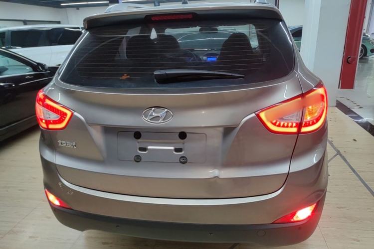 Used Hyundai ix35 2015 2.0L Automatic 2WD Smart Version China V Standard Rear