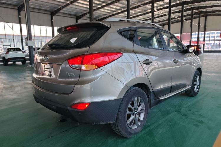 Used Hyundai ix35 2015 2.0L Automatic 2WD Comfort Edition China V Standard Rear Right 45 Deg