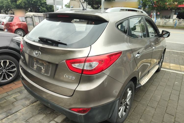 Used Hyundai ix35 2015 2.0L Automatic 2WD Smart Type China IV Rear Right 45 Deg