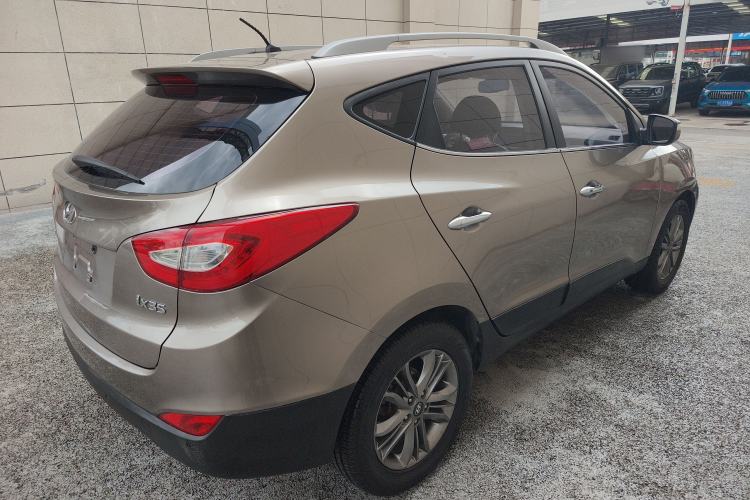 Used Hyundai ix35 2015 2.0L Automatic 2WD Smart Type China IV Rear Right 45 Deg
