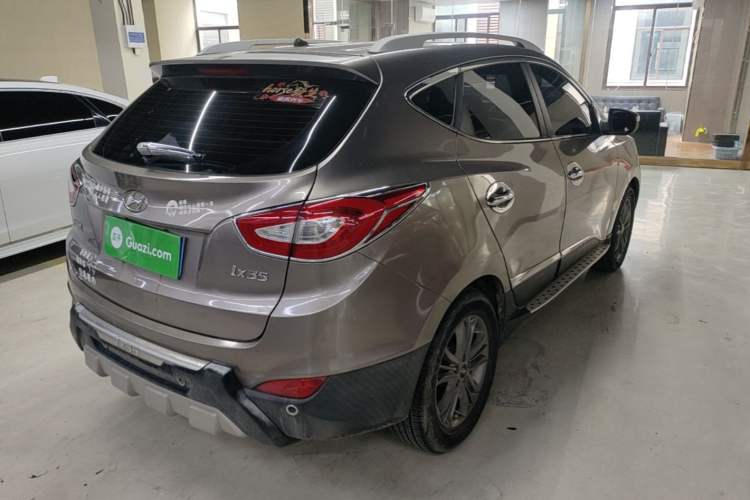 Used Hyundai ix35 2015 2.0L Automatic 2WD Smart Version China V Standard Rear Right 45 Deg