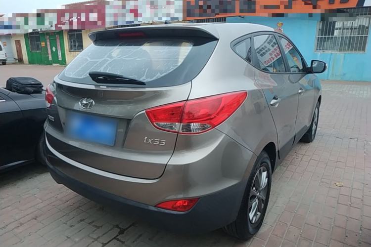 Used Hyundai ix35 2015 2.0L Manual Two-Wheel Drive Comfort Version China V Standard Rear Right 45 Deg
