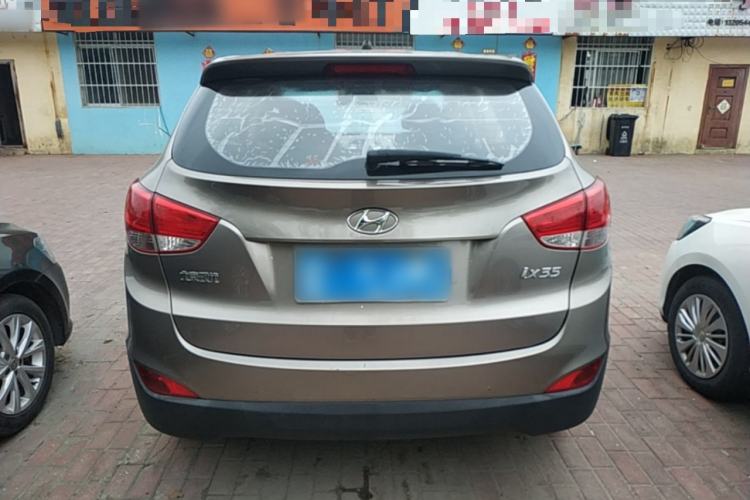 Used Hyundai ix35 2015 2.0L Manual Two-Wheel Drive Comfort Version China V Standard Rear