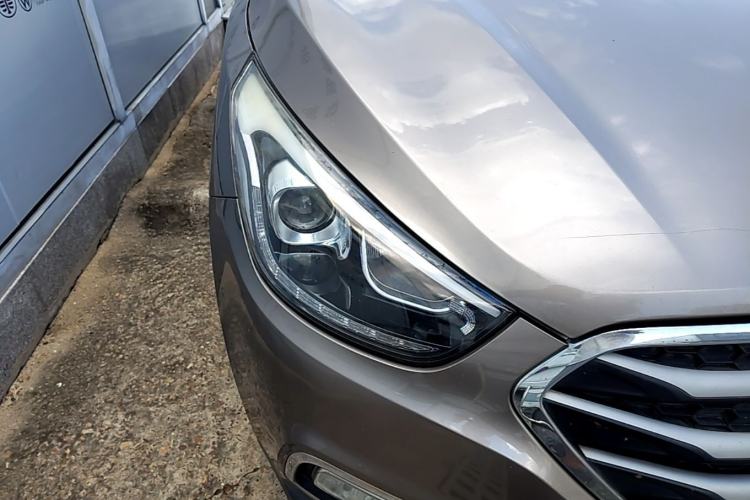 Used Hyundai ix35 2015 2.0L Automatic 2WD Comfort Edition China IV Standard Right Front Headlight