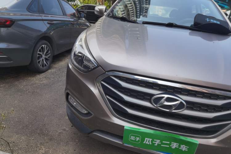 Used Hyundai ix35 2015 2.0L Manual Two-Wheel Drive Comfort Version China V Standard Right Front Headlight
