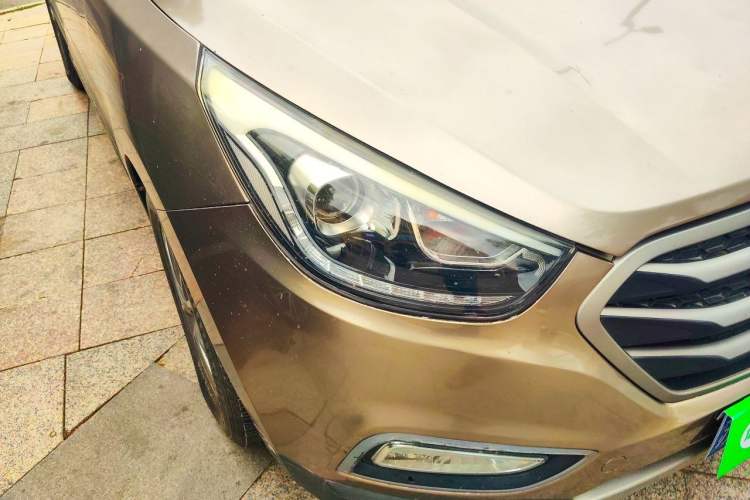 Used Hyundai ix35 2015 2.0L Automatic 2WD Comfort Edition China IV Standard Right Front Headlight
