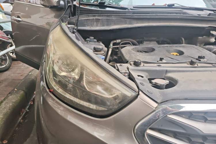 Used Hyundai ix35 2015 2.0L Automatic 2WD Smart Type China IV Right Front Headlight