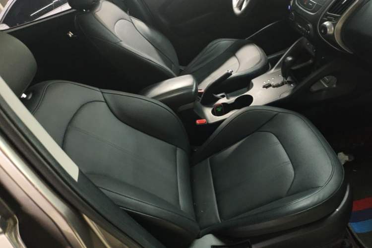 Used Hyundai ix35 2015 2.0L Automatic 2WD Smart Version China V Standard Right Front Seat