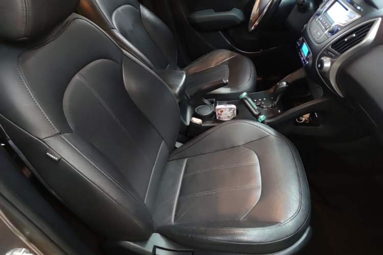 Used Hyundai ix35 2015 2.0L Automatic 2WD Smart Version China V Standard Right Front Seat