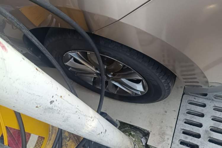 Used Hyundai ix35 2015 2.0L Automatic 2WD Smart Version China V Standard Right Front Wheel Hub
